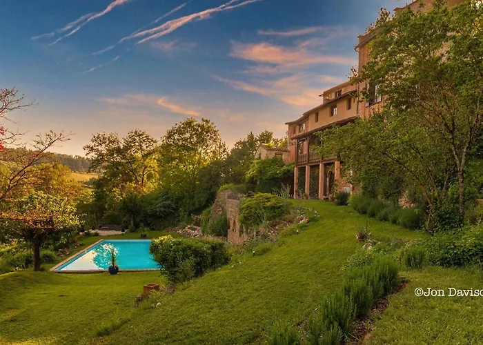 ベッド・アンド・ブレックファスト Maison Aurifat *