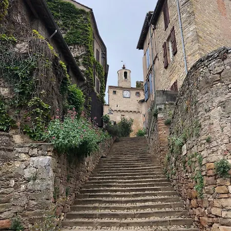 Alojamento de Acomodação e Pequeno-almoço Le Songe D'atys *