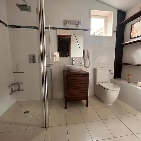 Le Songe D'atys Alojamento de Acomodação e Pequeno-almoço Cordes-sur-Ciel