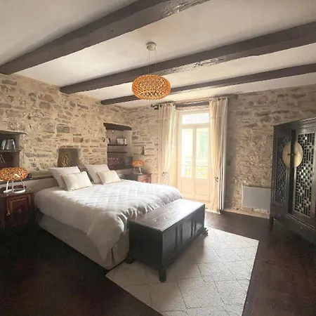 Le Songe D'atys Alojamento de Acomodação e Pequeno-almoço